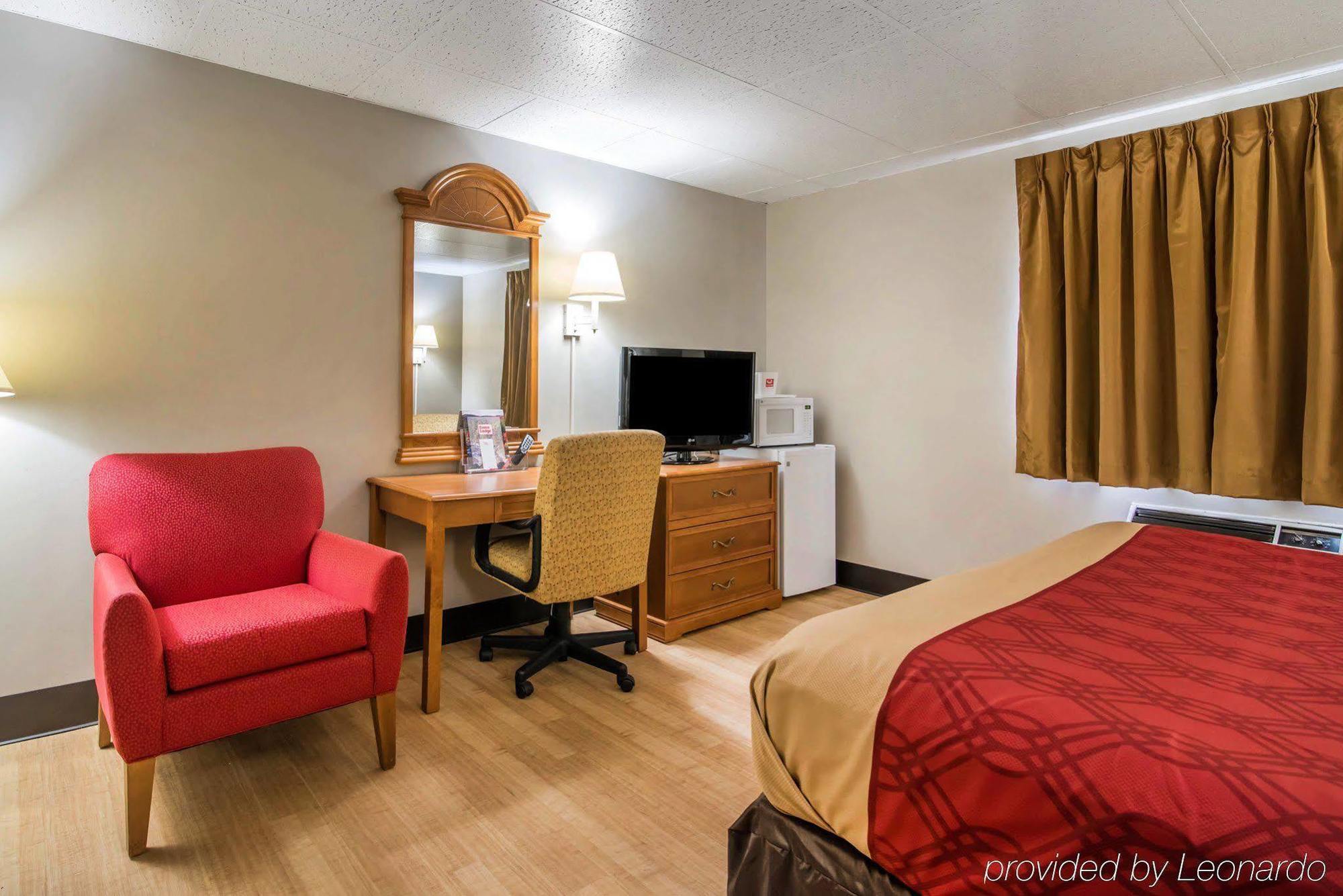 Econo Lodge 뉴팔츠 외부 사진