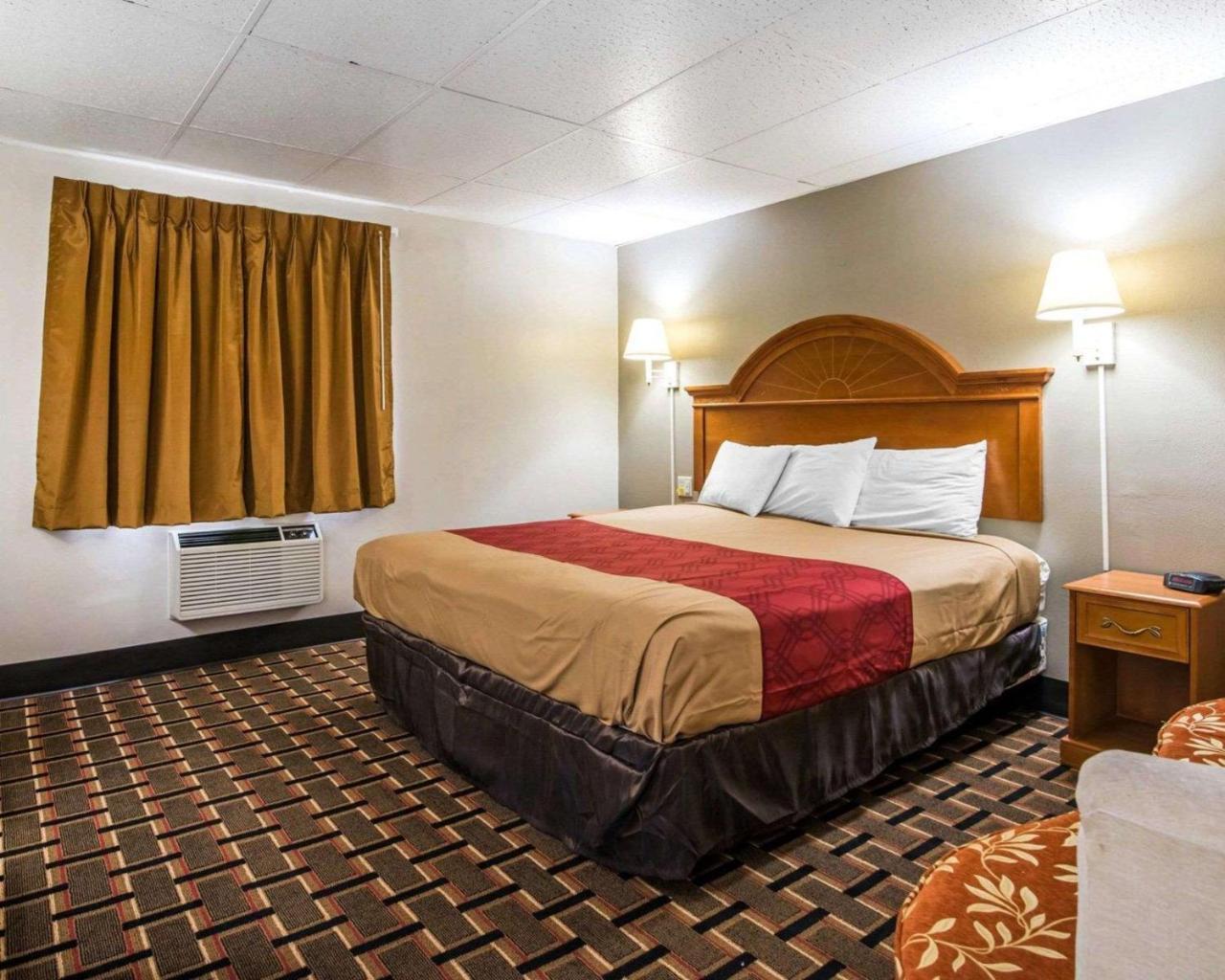 Econo Lodge 뉴팔츠 외부 사진