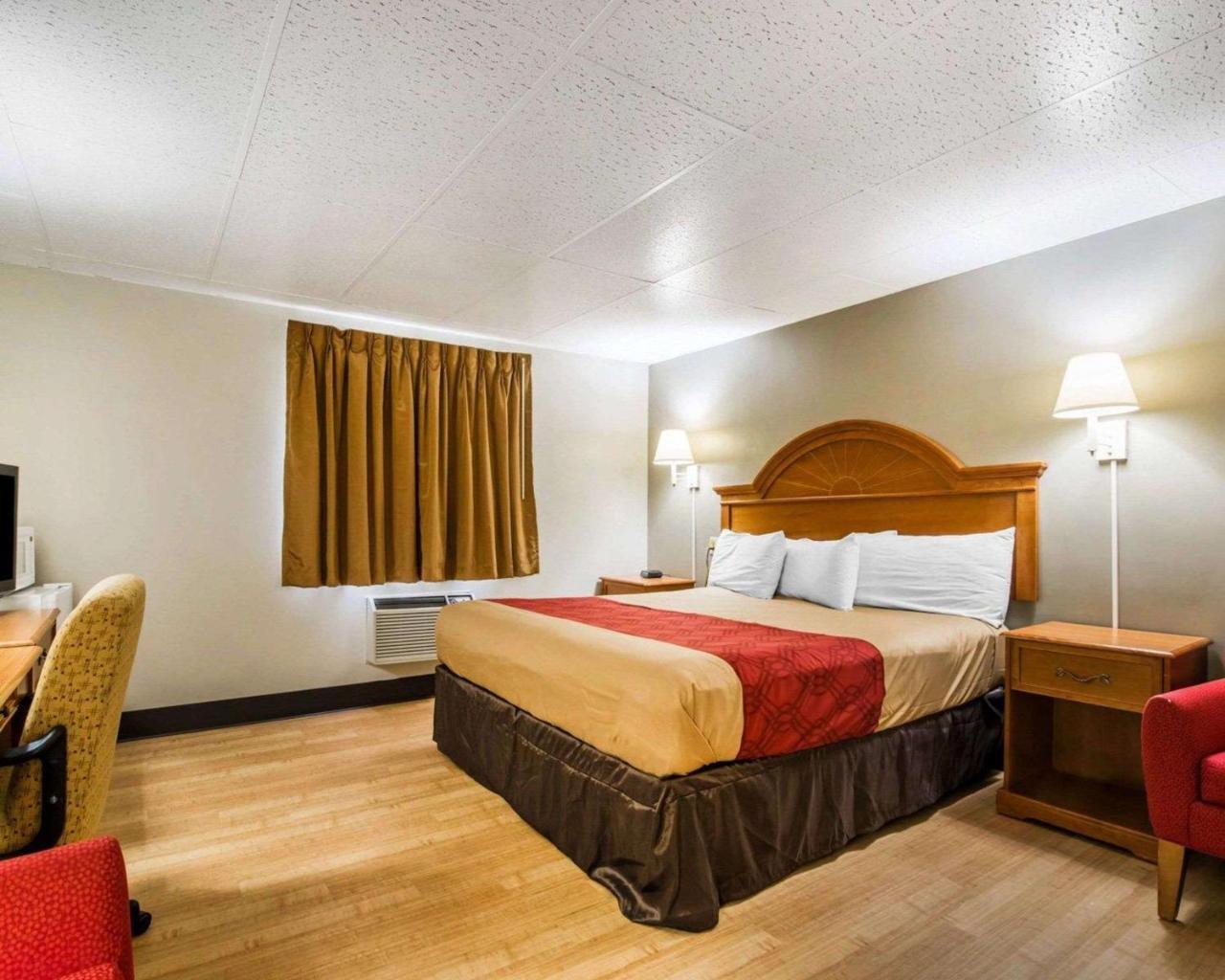 Econo Lodge 뉴팔츠 외부 사진