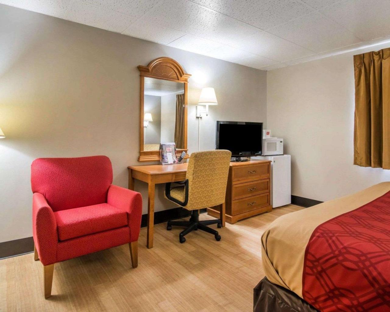 Econo Lodge 뉴팔츠 외부 사진